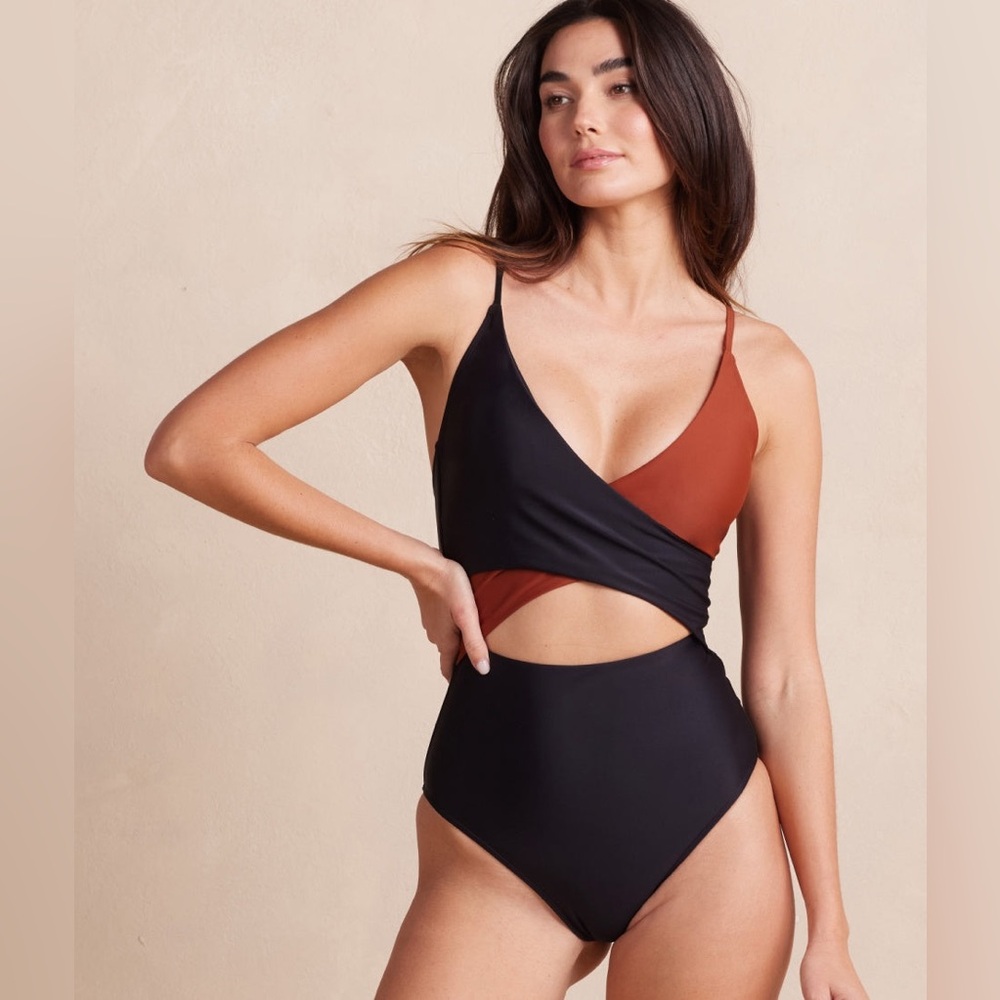 Summersalt - The Sea Breeze Cutout One-Piece Swimsuit